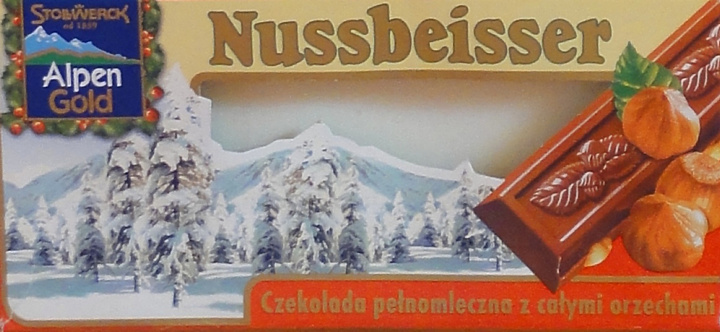 Nussbeisser male Alpen Gold kwadrat czekolada pelnomleczna z calymi orzechami zima.jpg